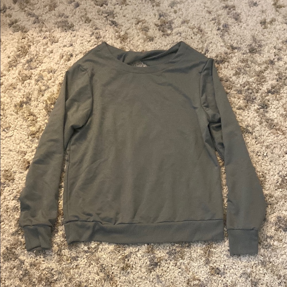 Workout long sleeve shirt